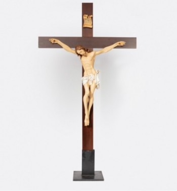 Crucifix n° 12, 200x115 cm (Corps en résine)